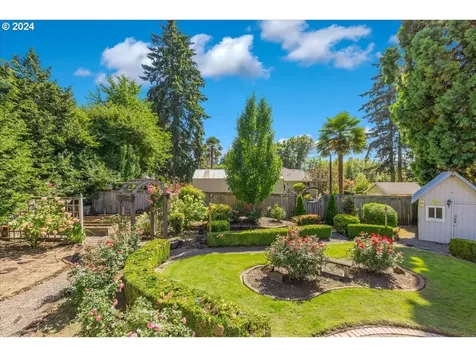 1862 Ne Lincoln Street Hillsboro OR 97124