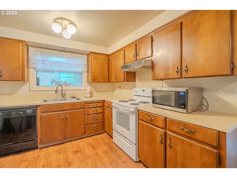 2404 NE 93rd Avenue Vancouver WA 98662