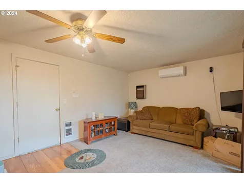2404 NE 93rd Avenue Vancouver WA 98662
