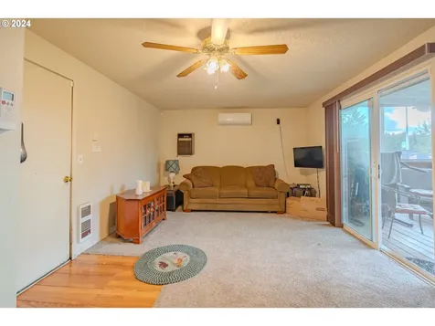 2404 NE 93rd Avenue Vancouver WA 98662