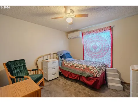 2404 NE 93rd Avenue Vancouver WA 98662