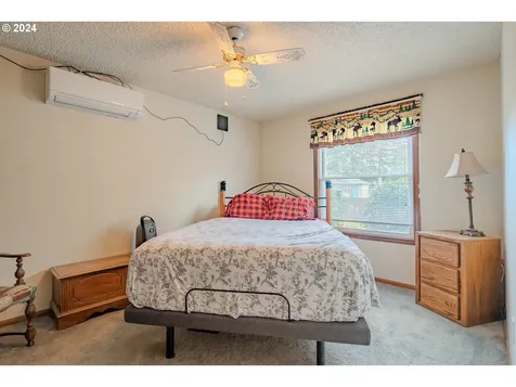 2404 NE 93rd Avenue Vancouver WA 98662