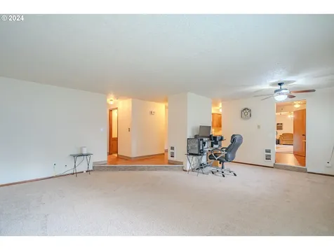 2404 NE 93rd Avenue Vancouver WA 98662