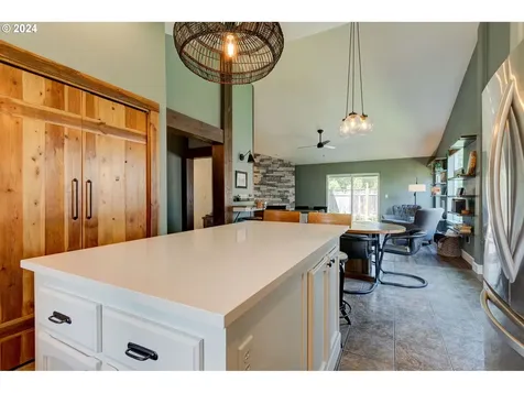 1701 Nw Woodland Drive Mcminnville OR 97128
