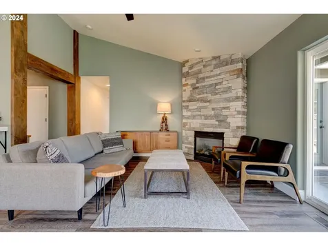 1701 Nw Woodland Drive Mcminnville OR 97128