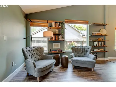 1701 Nw Woodland Drive Mcminnville OR 97128