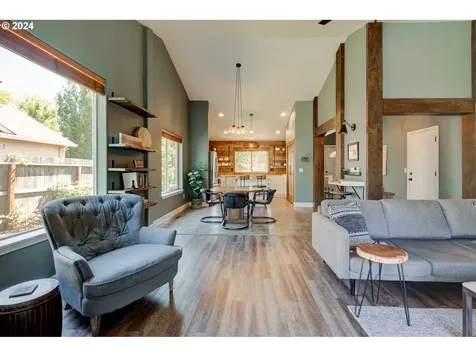 1701 Nw Woodland Drive Mcminnville OR 97128