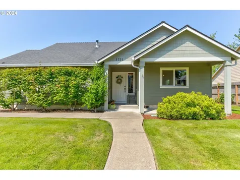 1701 Nw Woodland Drive Mcminnville OR 97128