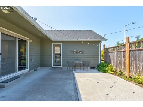 1701 Nw Woodland Drive Mcminnville OR 97128