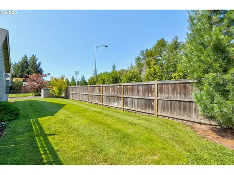 1701 Nw Woodland Drive Mcminnville OR 97128