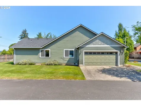 1701 Nw Woodland Drive Mcminnville OR 97128