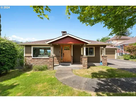 1412 Grand Place Vancouver WA 98661