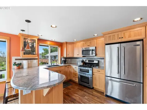 1412 Grand Place Vancouver WA 98661