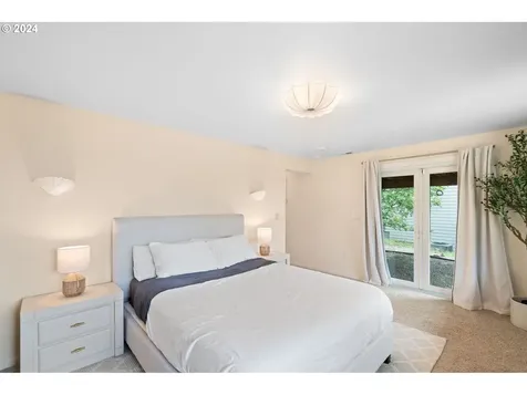 1412 Grand Place Vancouver WA 98661