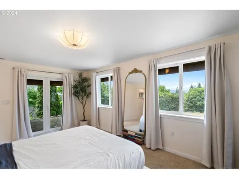 1412 Grand Place Vancouver WA 98661