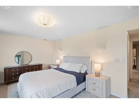 1412 Grand Place Vancouver WA 98661