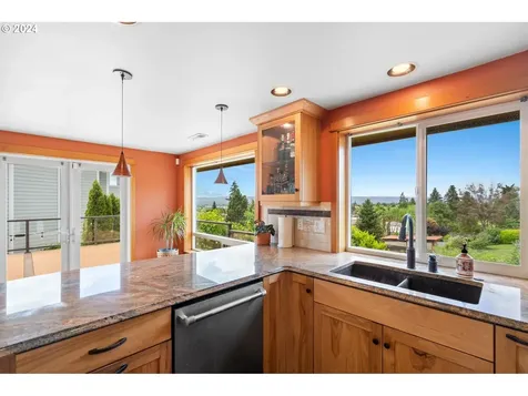 1412 Grand Place Vancouver WA 98661