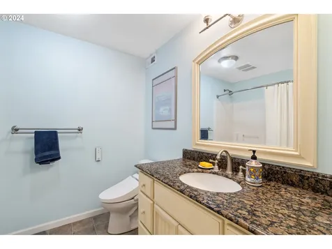 1412 Grand Place Vancouver WA 98661
