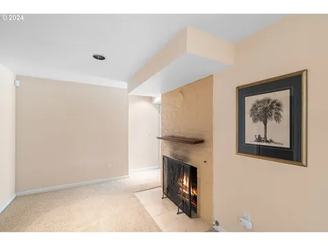 1412 Grand Place Vancouver WA 98661