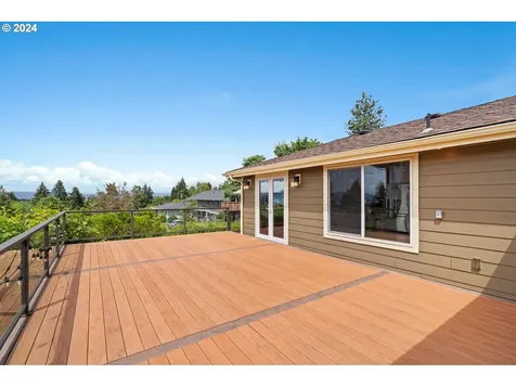 1412 Grand Place Vancouver WA 98661
