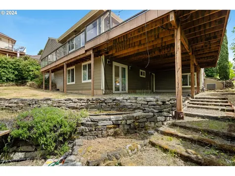 1412 Grand Place Vancouver WA 98661
