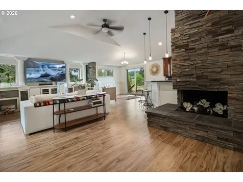 16474 S Bradley Road Oregon City OR 97045