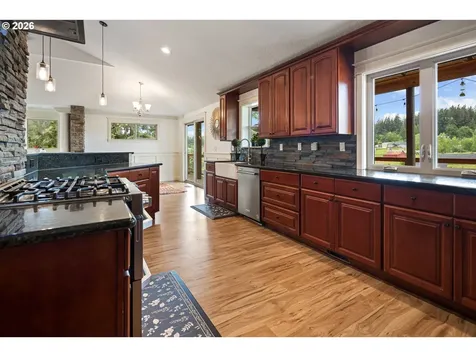 16474 S Bradley Road Oregon City OR 97045