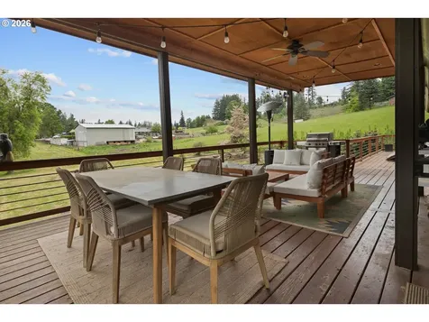 16474 S Bradley Road Oregon City OR 97045