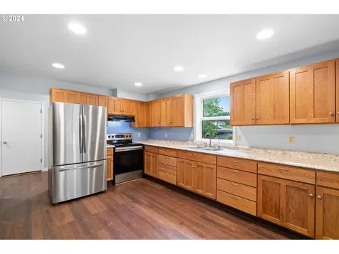 2702 Nw 369th Street La Center WA 98629