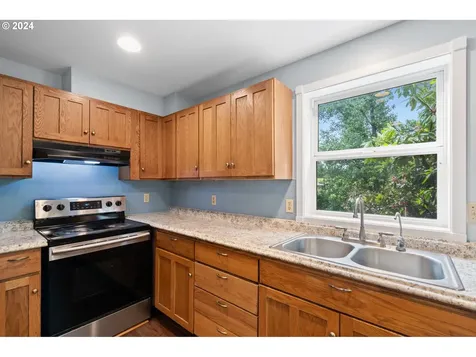 2702 Nw 369th Street La Center WA 98629