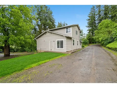 2702 Nw 369th Street La Center WA 98629