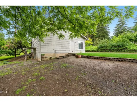 2702 Nw 369th Street La Center WA 98629