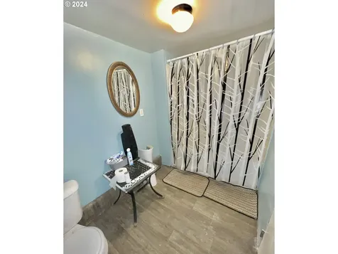 2702 Nw 369th Street La Center WA 98629