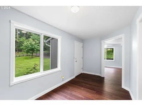 2702 Nw 369th Street La Center WA 98629