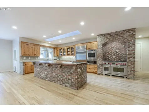 2074 Musket Street Eugene OR 97408