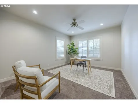 2074 Musket Street Eugene OR 97408