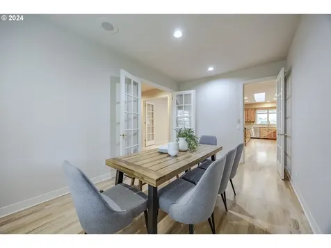 2074 Musket Street Eugene OR 97408