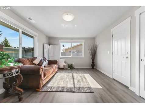 3021 Spruce Avenue Woodland WA 98674