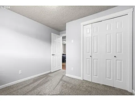 3021 Spruce Avenue Woodland WA 98674