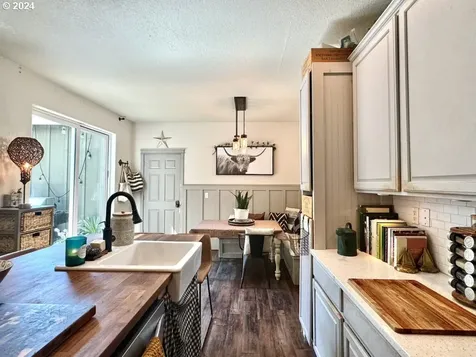 4616 Se Lone Oak Street Hillsboro OR 97123