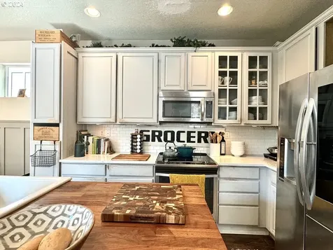 4616 Se Lone Oak Street Hillsboro OR 97123