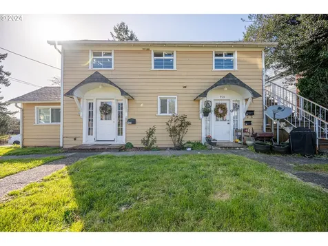917 N Elliott Street Coquille OR 97423