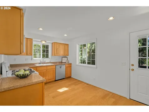 601 Jq Adams Street Oregon City OR 97045