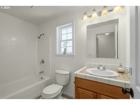 601 Jq Adams Street Oregon City OR 97045