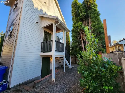601 Jq Adams Street Oregon City OR 97045