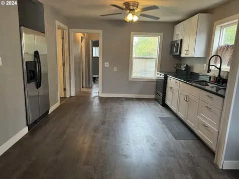 312 Berkley Avenue Molalla OR 97038