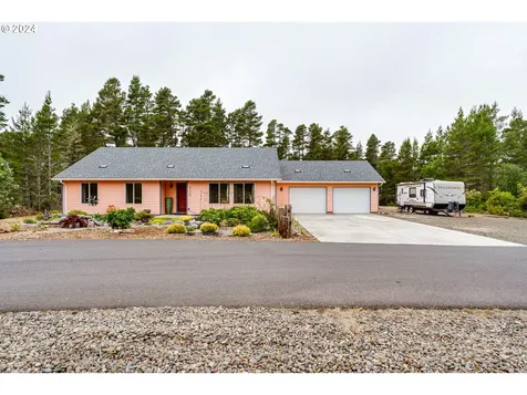 5328 Loveland Court Florence OR 97439