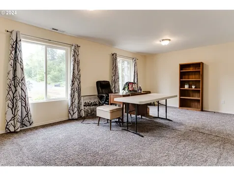 5328 Loveland Court Florence OR 97439