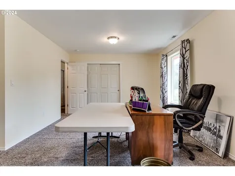 5328 Loveland Court Florence OR 97439
