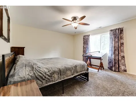 5328 Loveland Court Florence OR 97439
